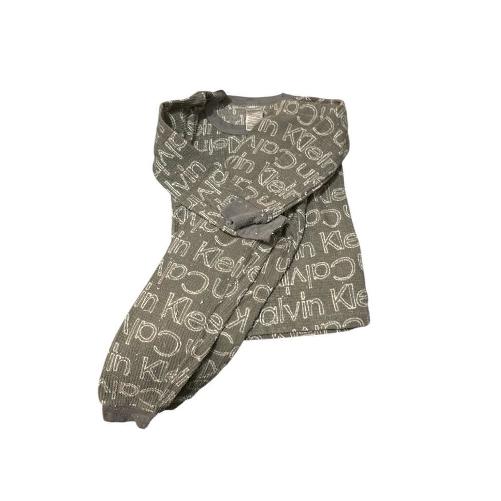 Calvin Klein Gray Pajama Set for Relaxed Comfort
